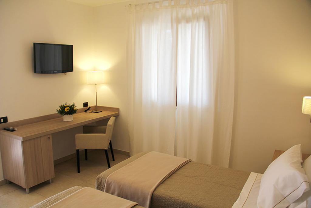 Relais Lali' Guest House Mottola Phòng bức ảnh