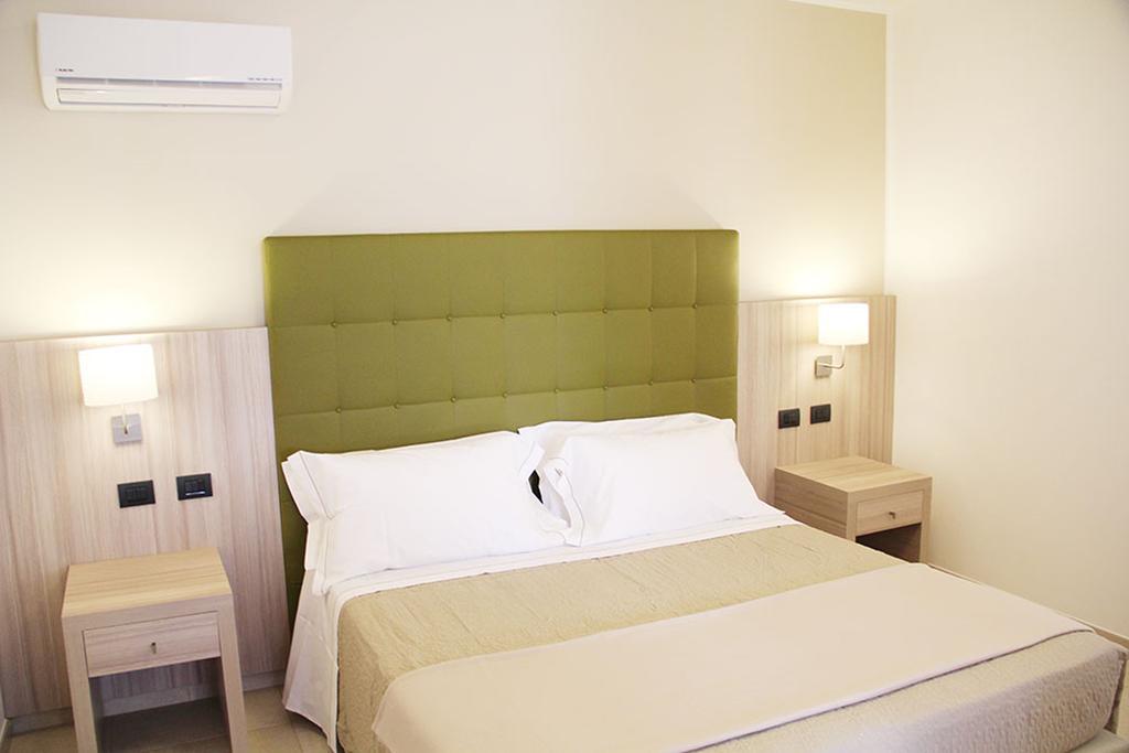Relais Lali' Guest House Mottola Phòng bức ảnh